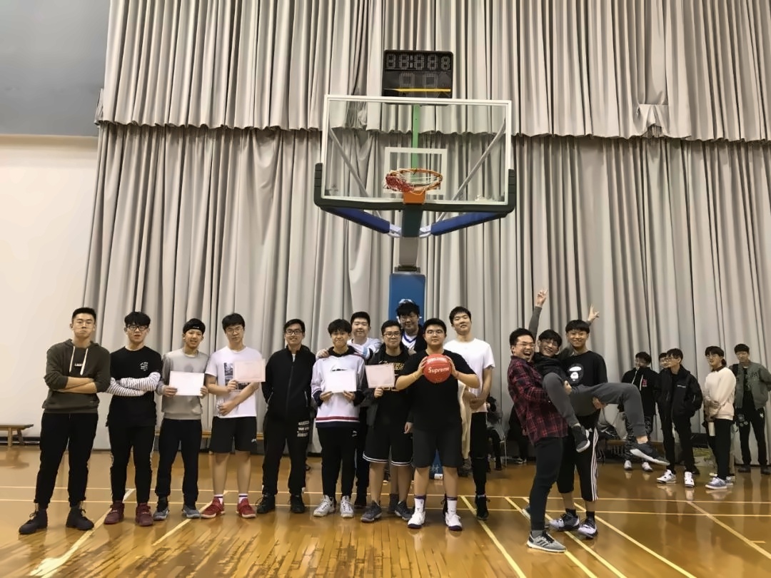 队员合影.jpg