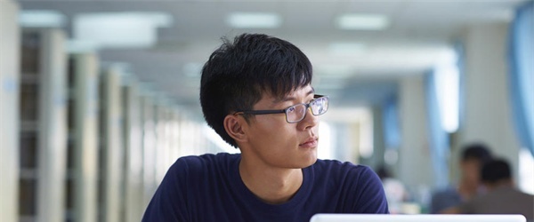 长沙现代服务职业中专学校