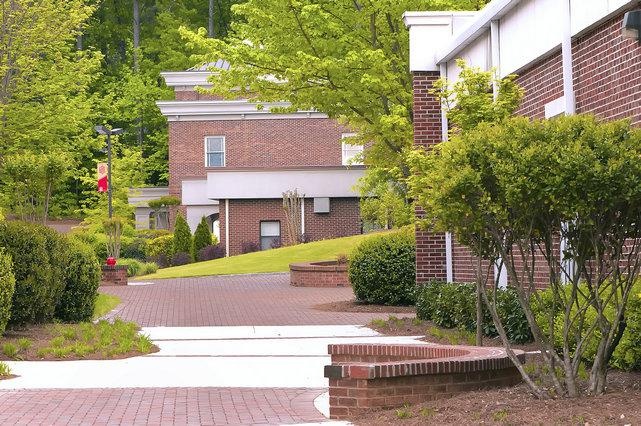 学校周边