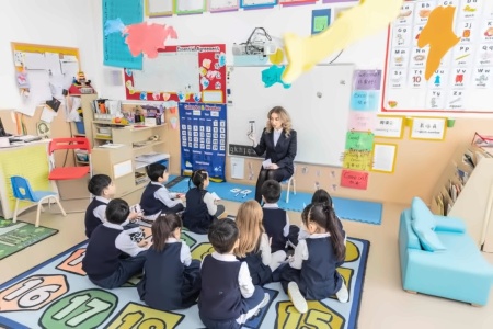 太仓市华顿外国语学校课堂.jpg