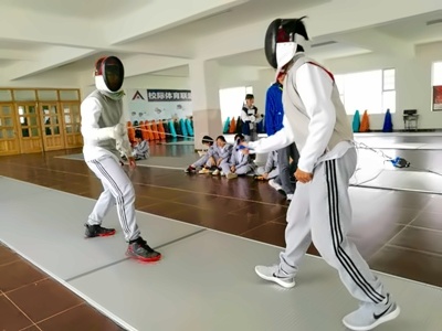 击剑课