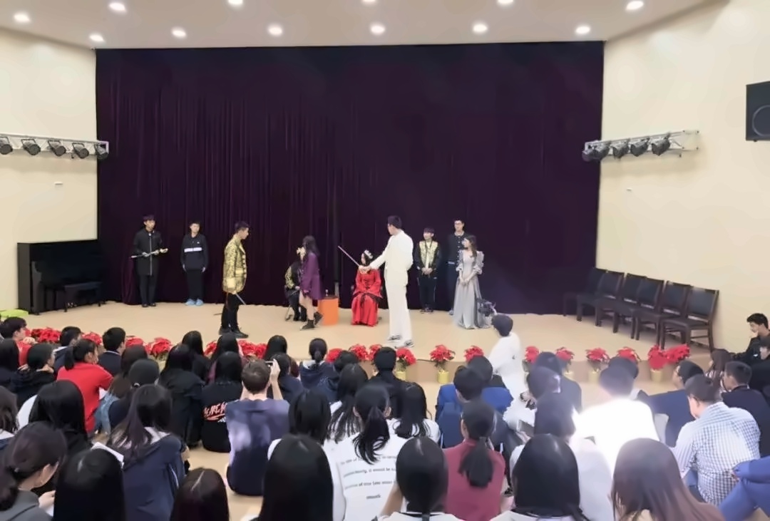 《哈姆雷特》表演现场.jpg