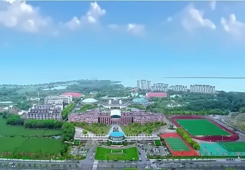 中加楓華國際學(xué)校