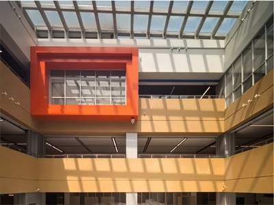 深圳市华朗学校中庭