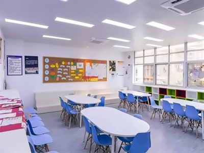 中黄外国语实验学校音乐室