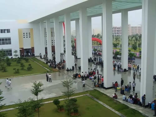 北京航空航天大学