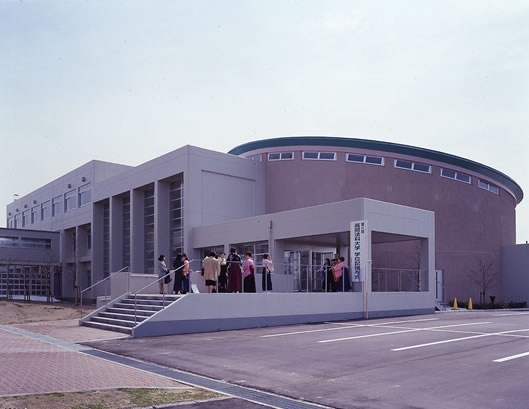 高冈法科大学