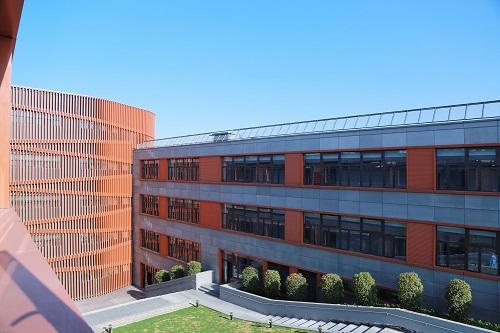上海托马斯实验学校高中部.jpg