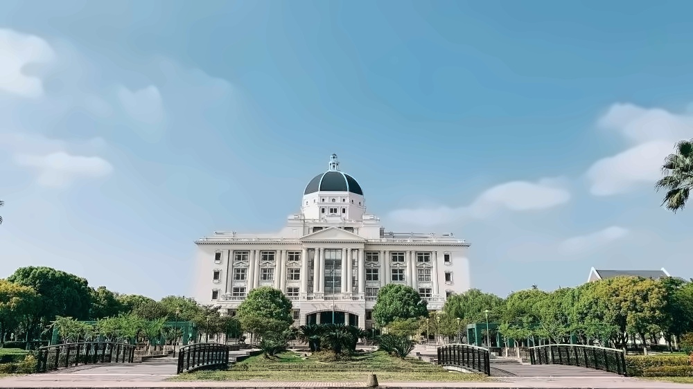 上外立泰剑桥.jpg