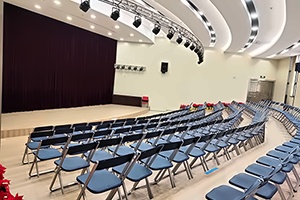 上海罗斯德国际高中小剧场