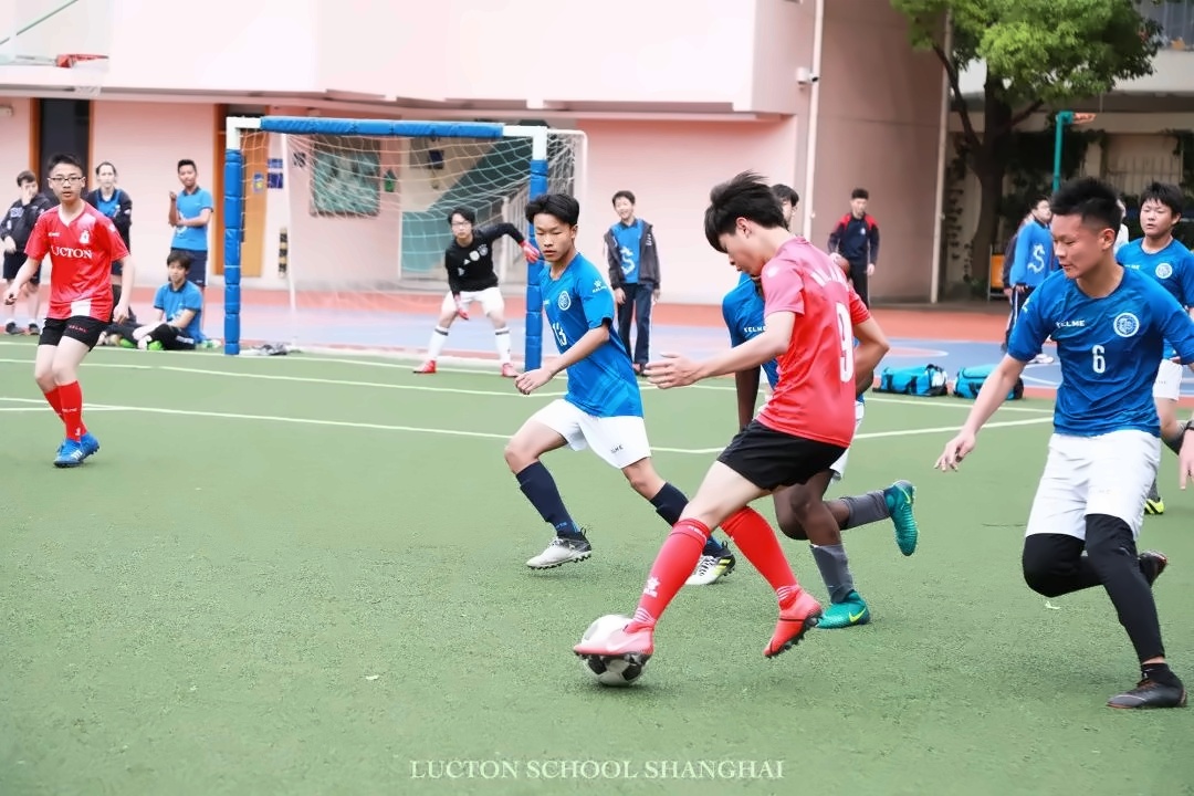 足球.jpg