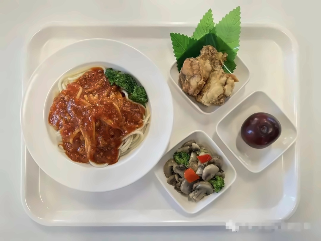 剑桥文理与剑桥艺术中国食堂周一午餐西式.jpg